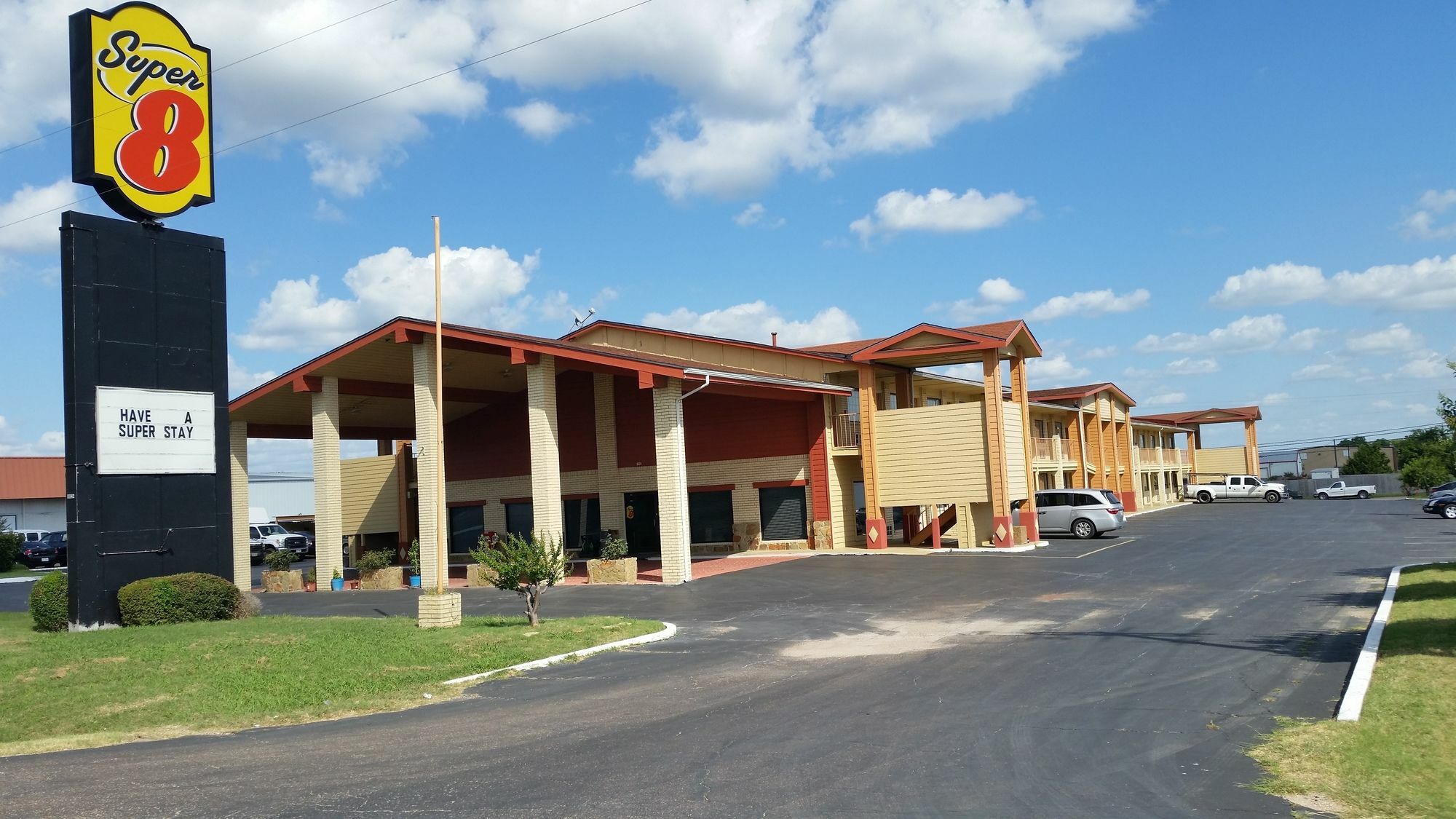 Super 8 By Wyndham Waco/Mall Area Tx Exterior foto